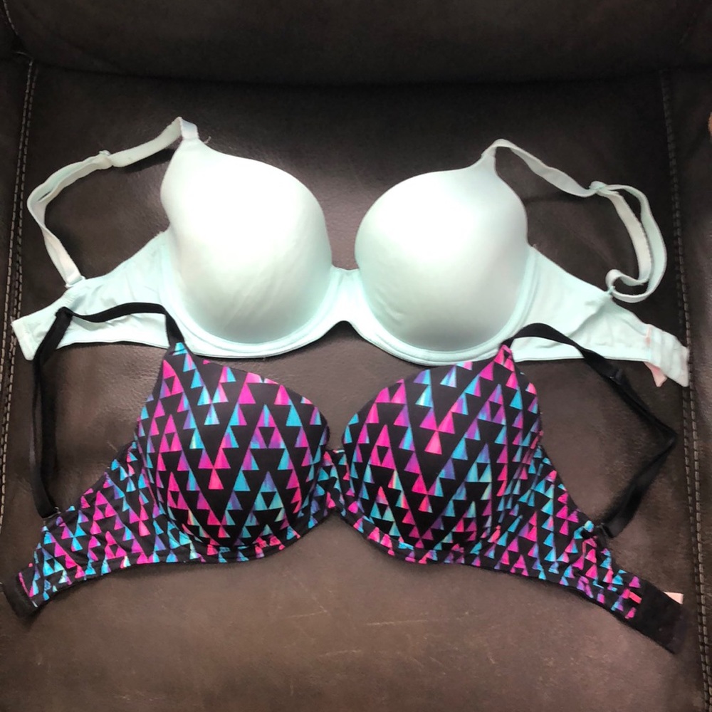 Cute PINK bras!